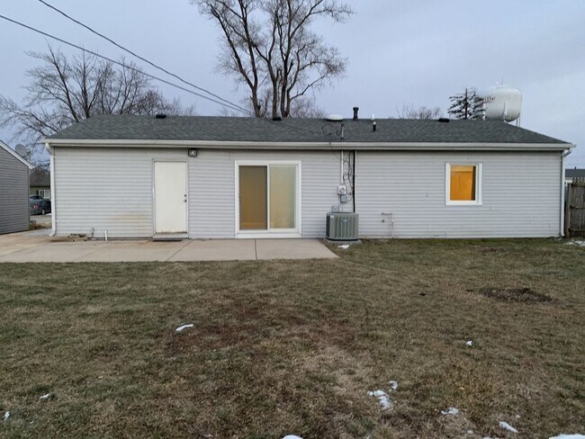 Photo - 624 Belmont Dr