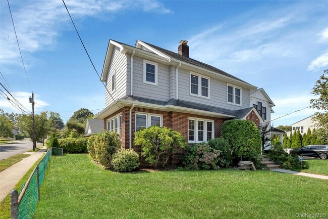 Photo - 92 Hillside Ave