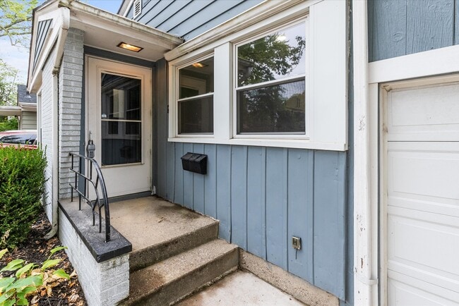 Photo - 1027 Curdes Ave