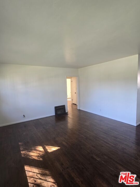 3311 1/2 W 78th St Unidad 112
