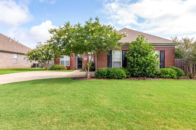 Building Photo - 9625 Helmsley Cir