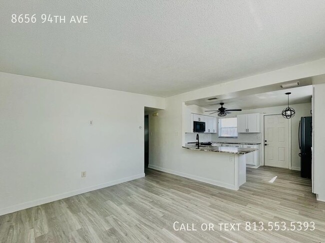 Photo - 8656 94th Ave