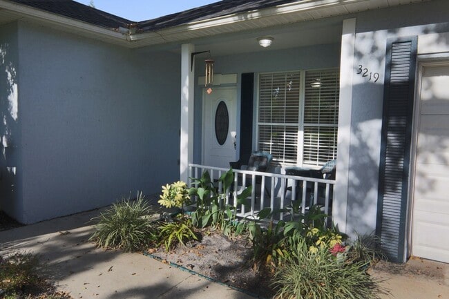 Photo - 3/2 with garage in College Park