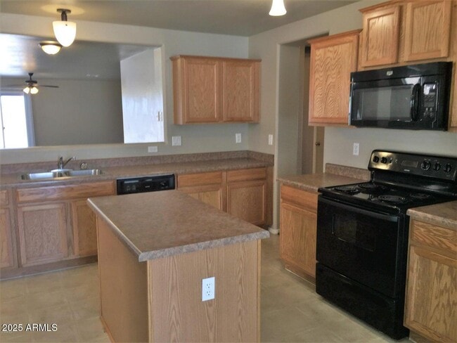 Photo - 307 S Carter Ranch Rd