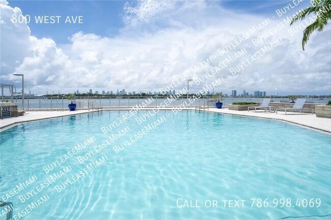 Photo - 800 West Ave