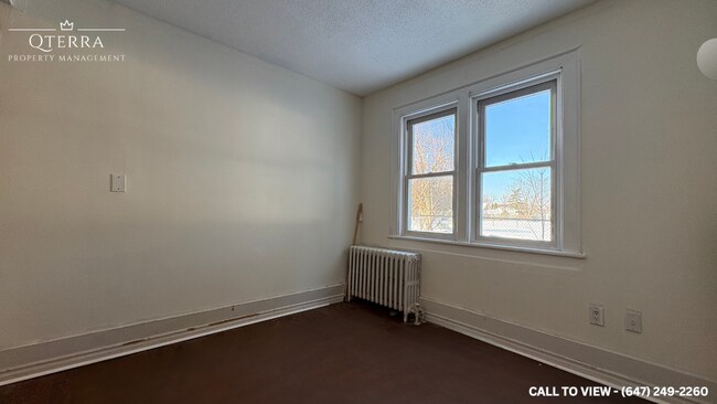 Photo - 200 Chaffey St