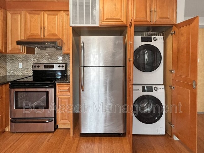 Photo - 1459 MacArthur Blvd Unit 25