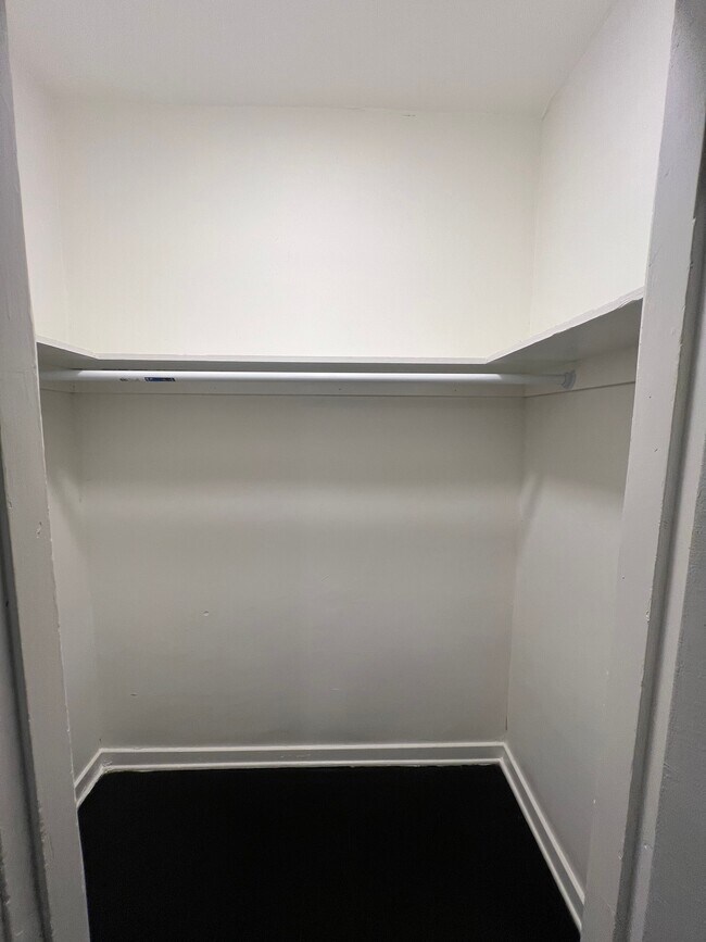 Photo - 127 N Edgemont St