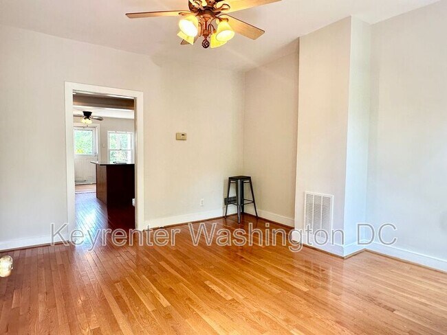 Photo - 1528 8th St NW