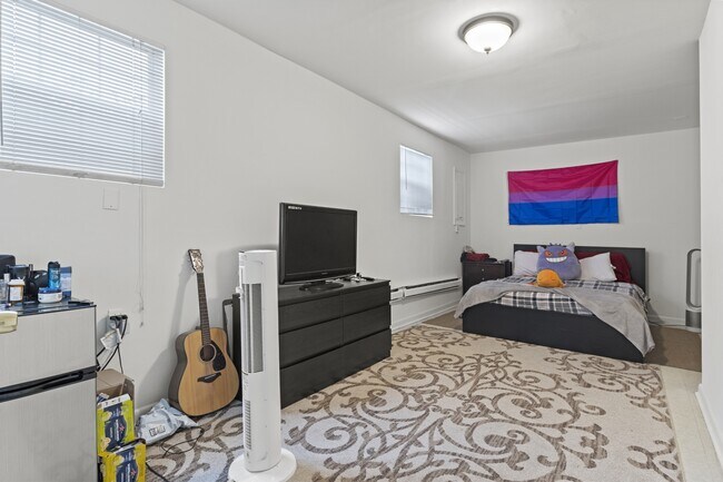 Photo - 8809 38th Ave