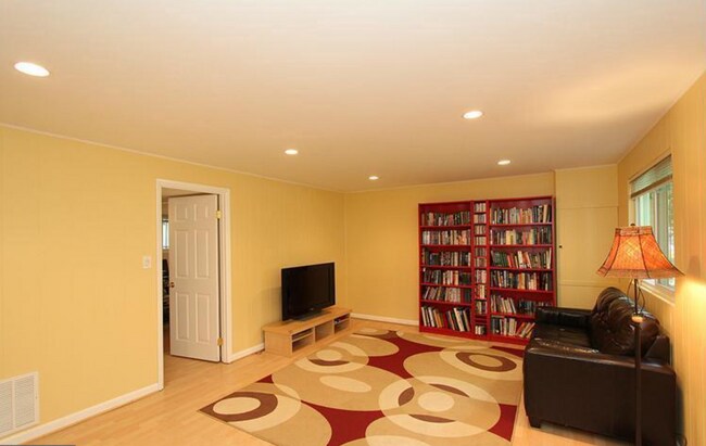 Rare Rockville Find! Upgraded 4BR/2.5BA Home with Fenced Yard – Pets Welcome!