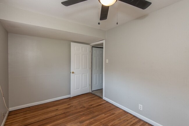 Photo - 104 Glen Garry Rd