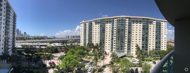 Building Photo - 19380 Collins Ave Rental