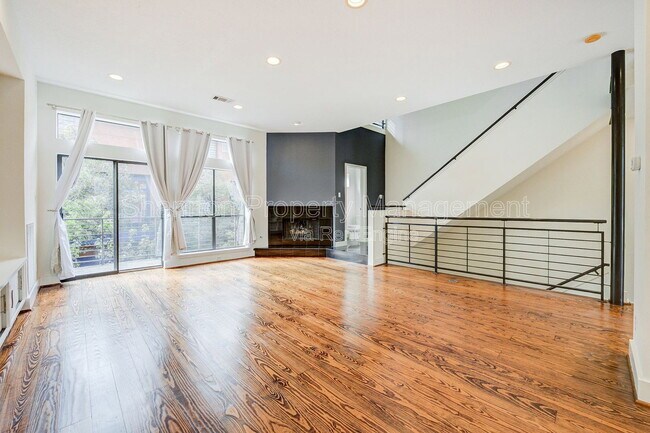 Photo - 1501 California St Unit C