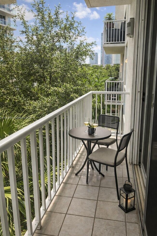 Photo - 126 SW 17th Rd Unit 407