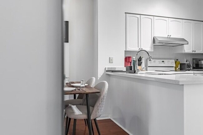 Photo - 219 Fort York Blvd Unit SI ID1539925P