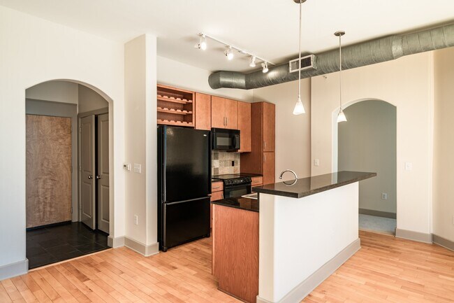 Photo - 1901 Post Oak Blvd