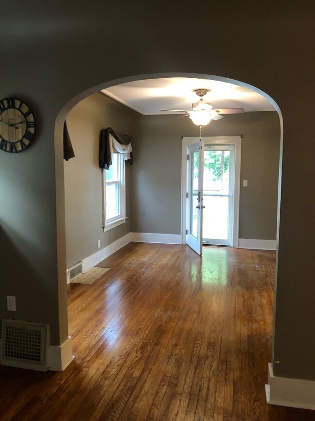 Photo - 2929 Davenport Ave Casa