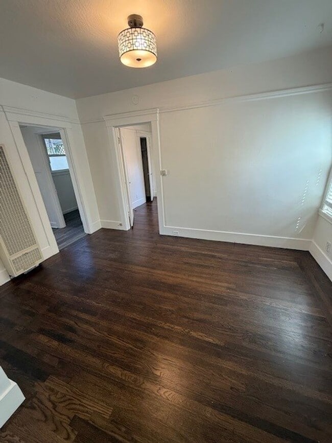 Photo - Burlingame Charming One-Bedroom Home Open Saturday 3:30pm