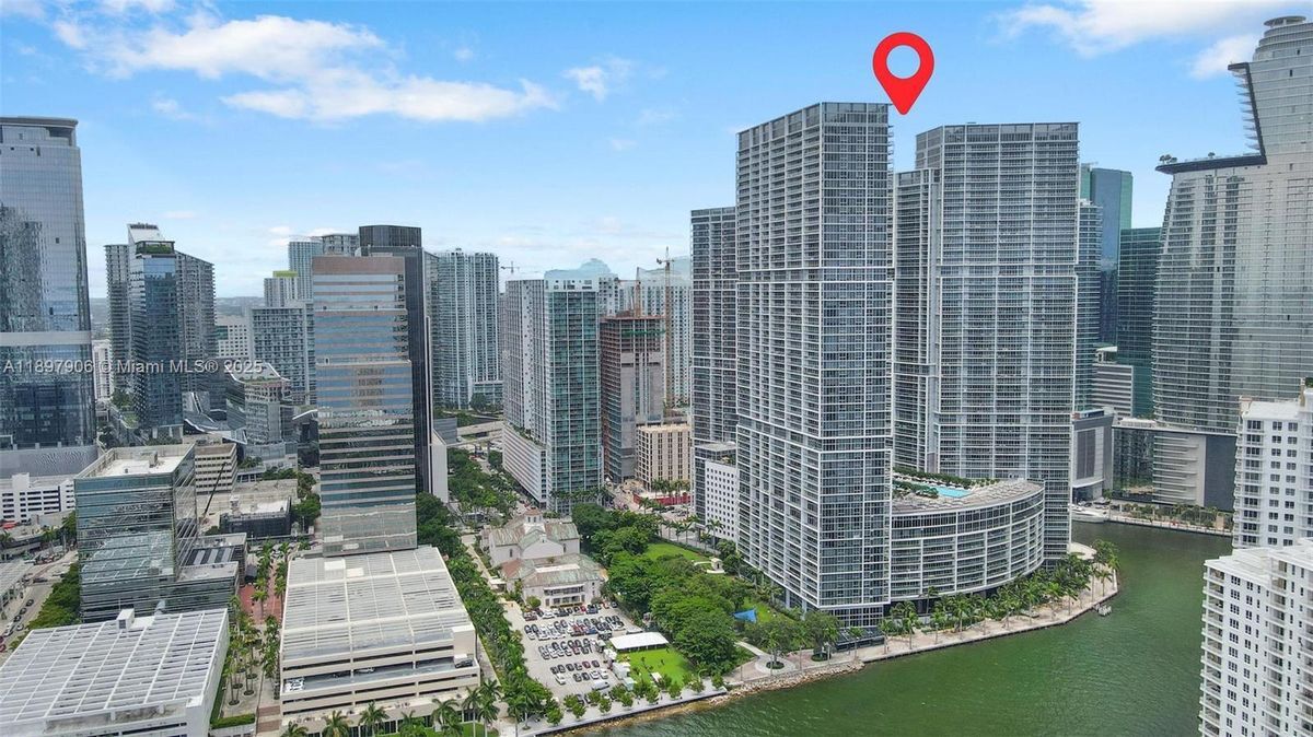 Photo - 495 Brickell Ave