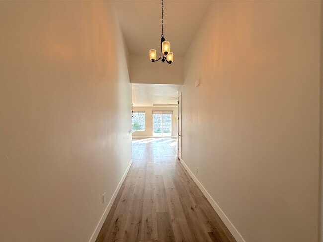 Photo - 3 bed, 2 bath home w/2 car garage