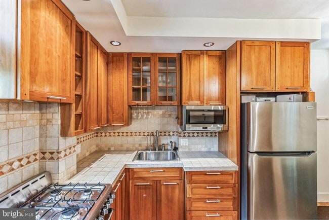 Photo - 410 Quince St