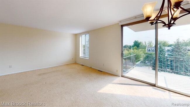 Photo - 600 W Brown St Unit 309