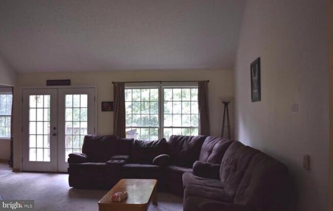 Photo - 808 Chantilly Ln