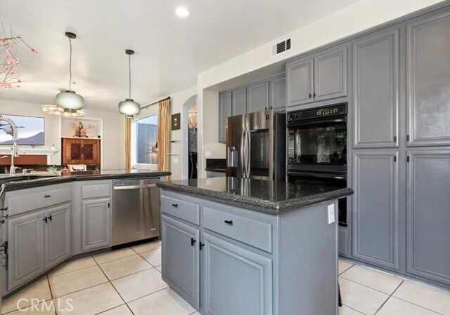 35 Mariner Cove