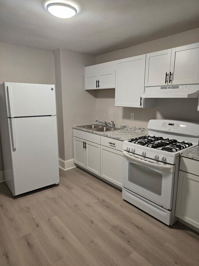 Photo - 1101 Elm St Unit 303