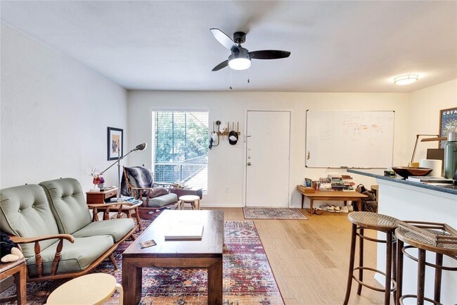 Photo - 2207 Leon St Unit 303