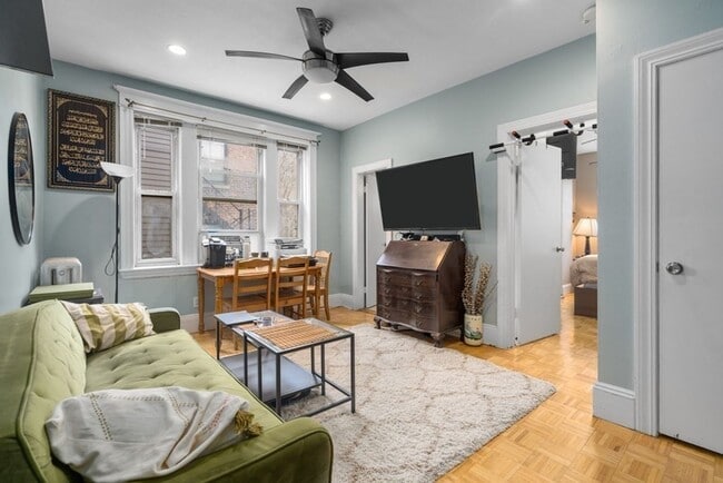 Photo - Modern unit with great location in heart of Allston available 9/1/26