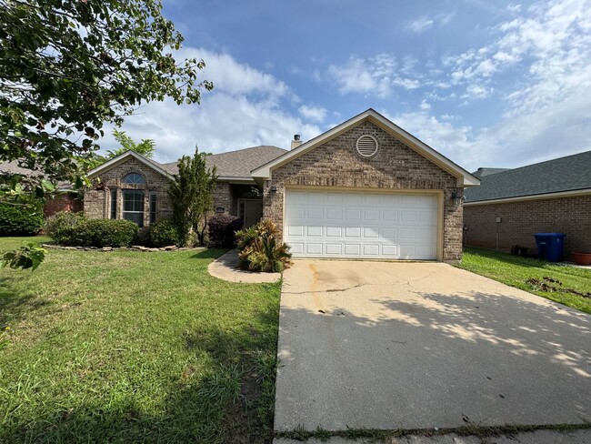Gorgeous 3 Bedroom Home - Gorgeous 3 Bedroom Home