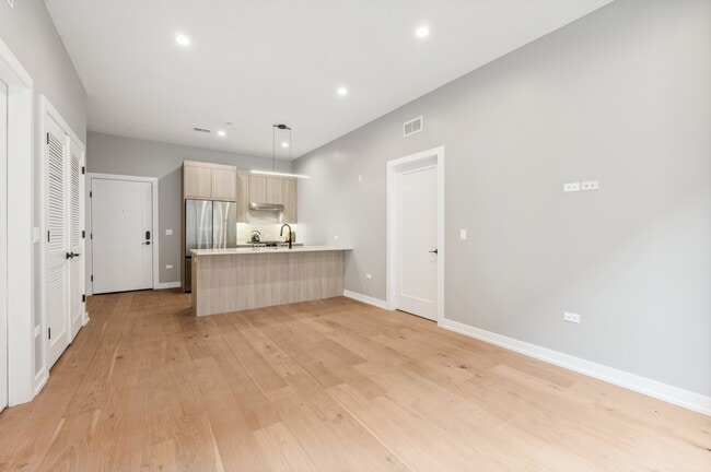 Photo - 7006 N Glenwood Ave