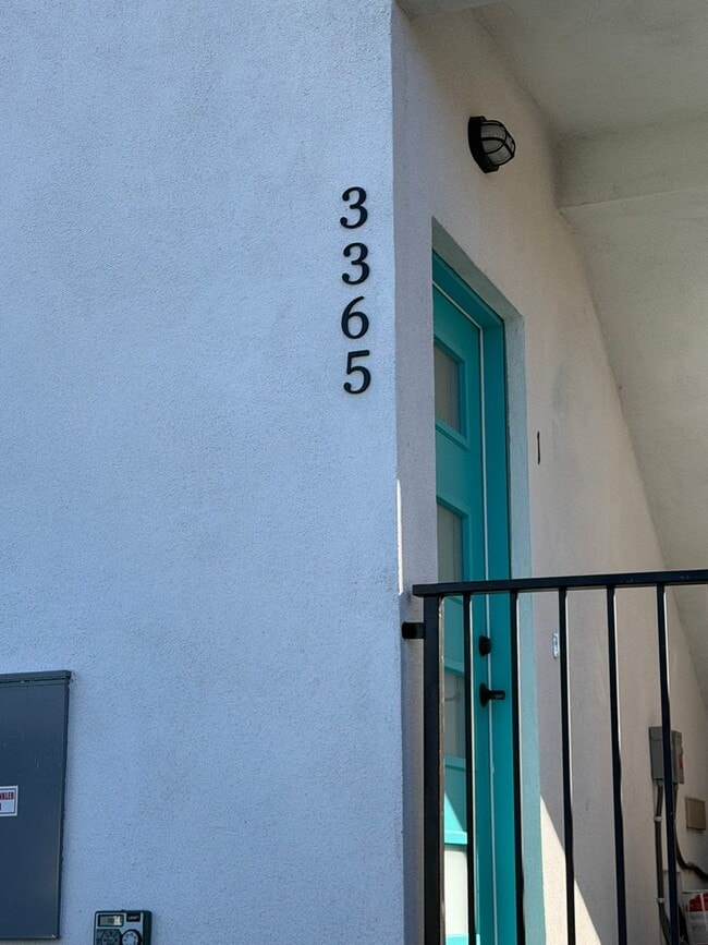 Photo - 3365 A St Unidad Downstairs studio