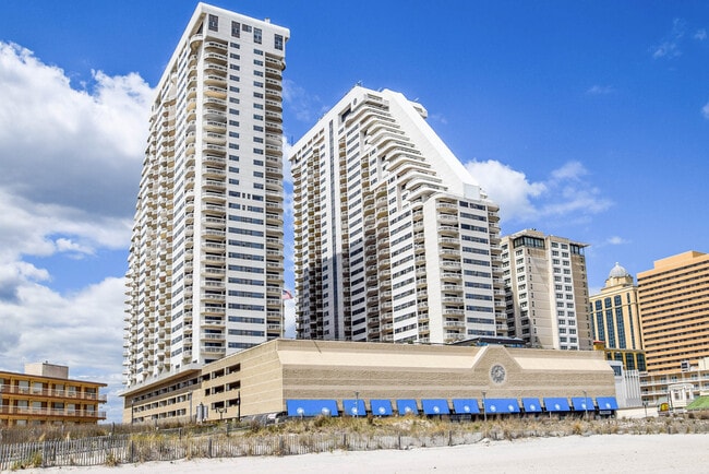 Building Photo - 3101 Boardwalk Unit 2502B-1