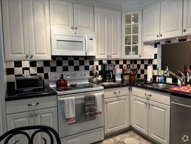 Building Photo - 15234 Lakes of Delray Blvd Unit 276 Rental