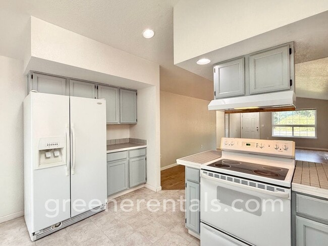 Photo - 3BR/2BA Rambler in Nisqually Pines with Co...