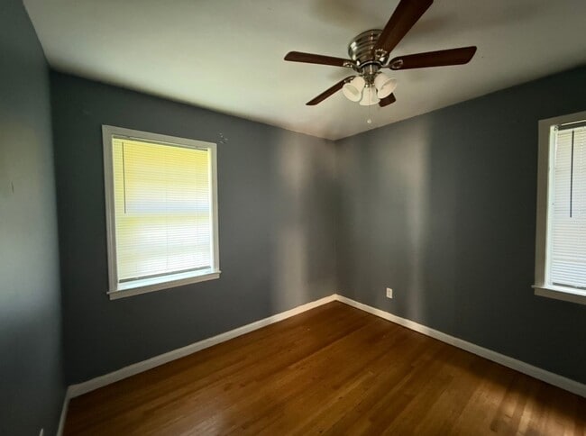 Photo - 4933 Leonard Rd