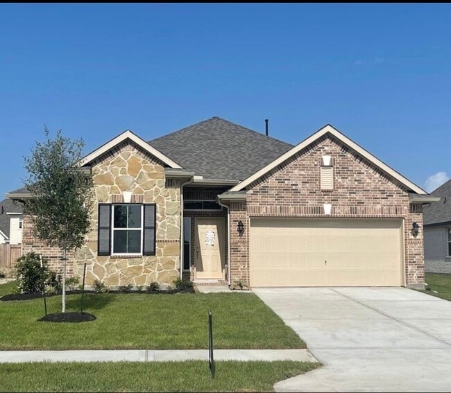 Building Photo - 14147 Little River Dr