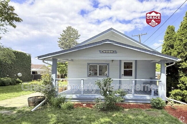 Building Photo - 5685 S Elmwood St Rental