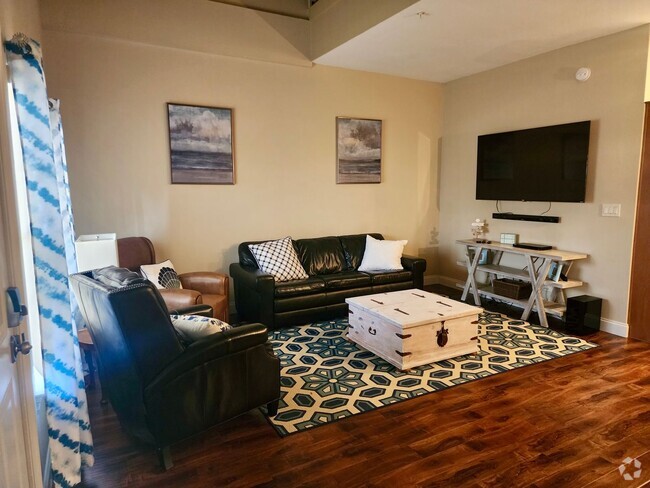 Building Photo - 4507 Furling Ln Unit 307 Rental