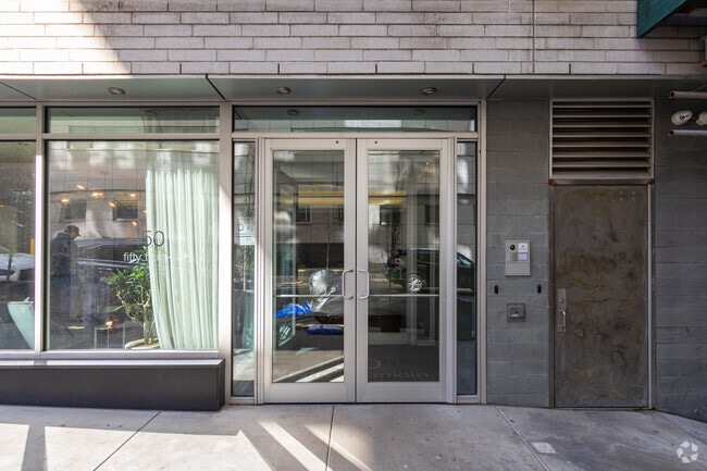 Photo - FIFTY Franklin