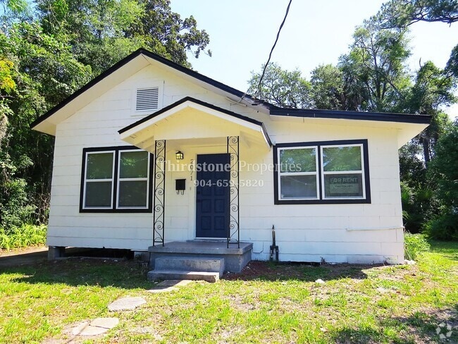 Building Photo - 2071 Southampton Rd Rental