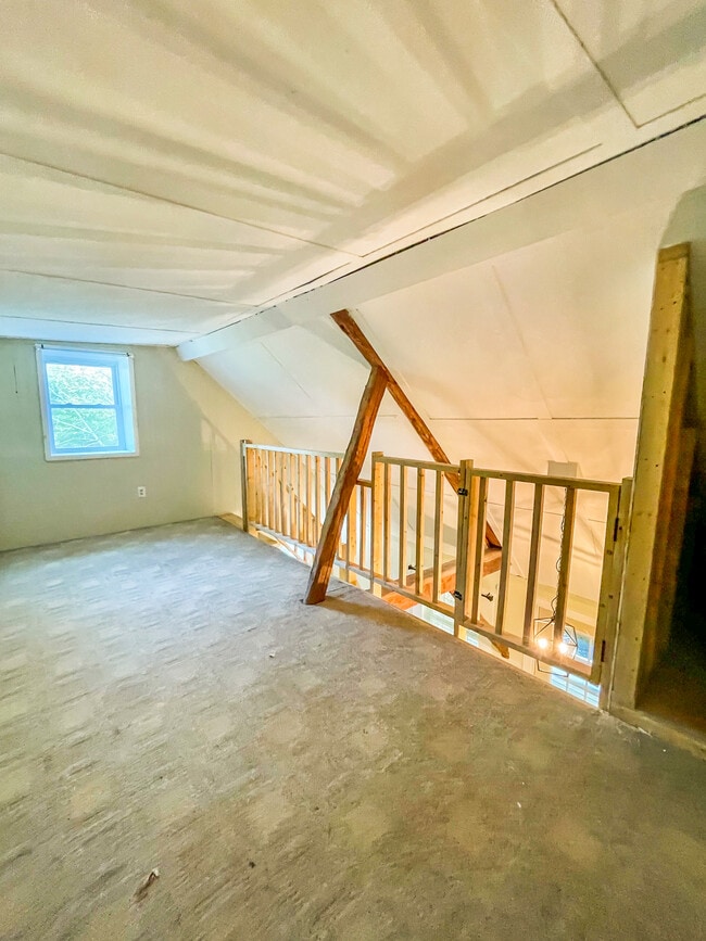 Building Photo - 6 S Hunts Meadow Rd Unit B
