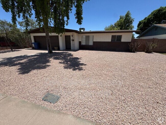 Building Photo - 1227 E Concorda Dr Rental