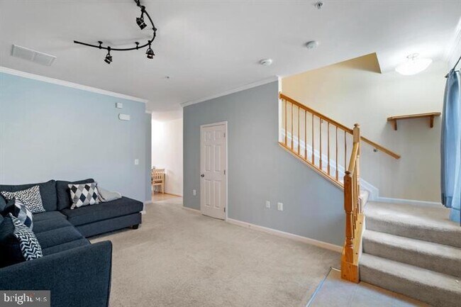 Building Photo - 3202 15th Pl SE Rental