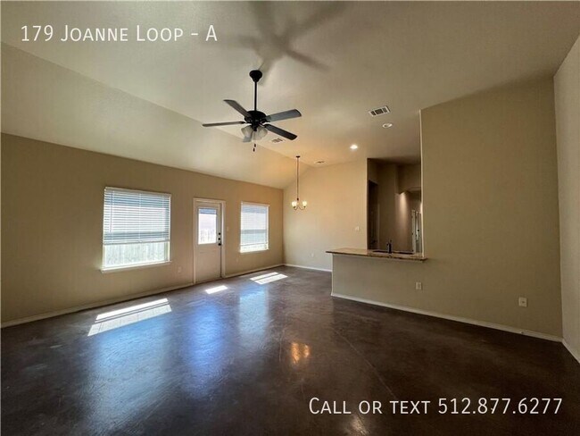 Photo - 179 Joanne Loop Unidad A