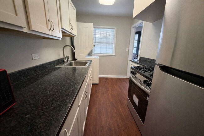 Photo - 41 E North Ave Unit 4