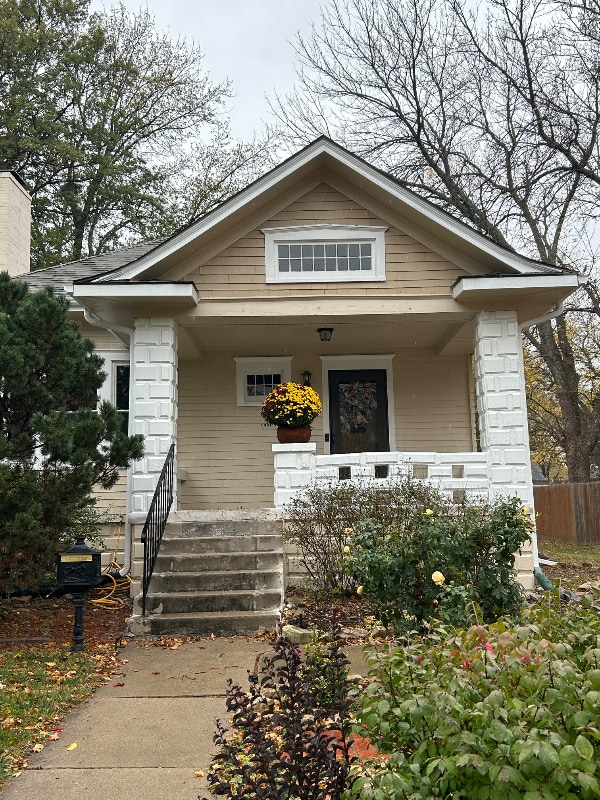 Building Photo - 940 S Cedar St